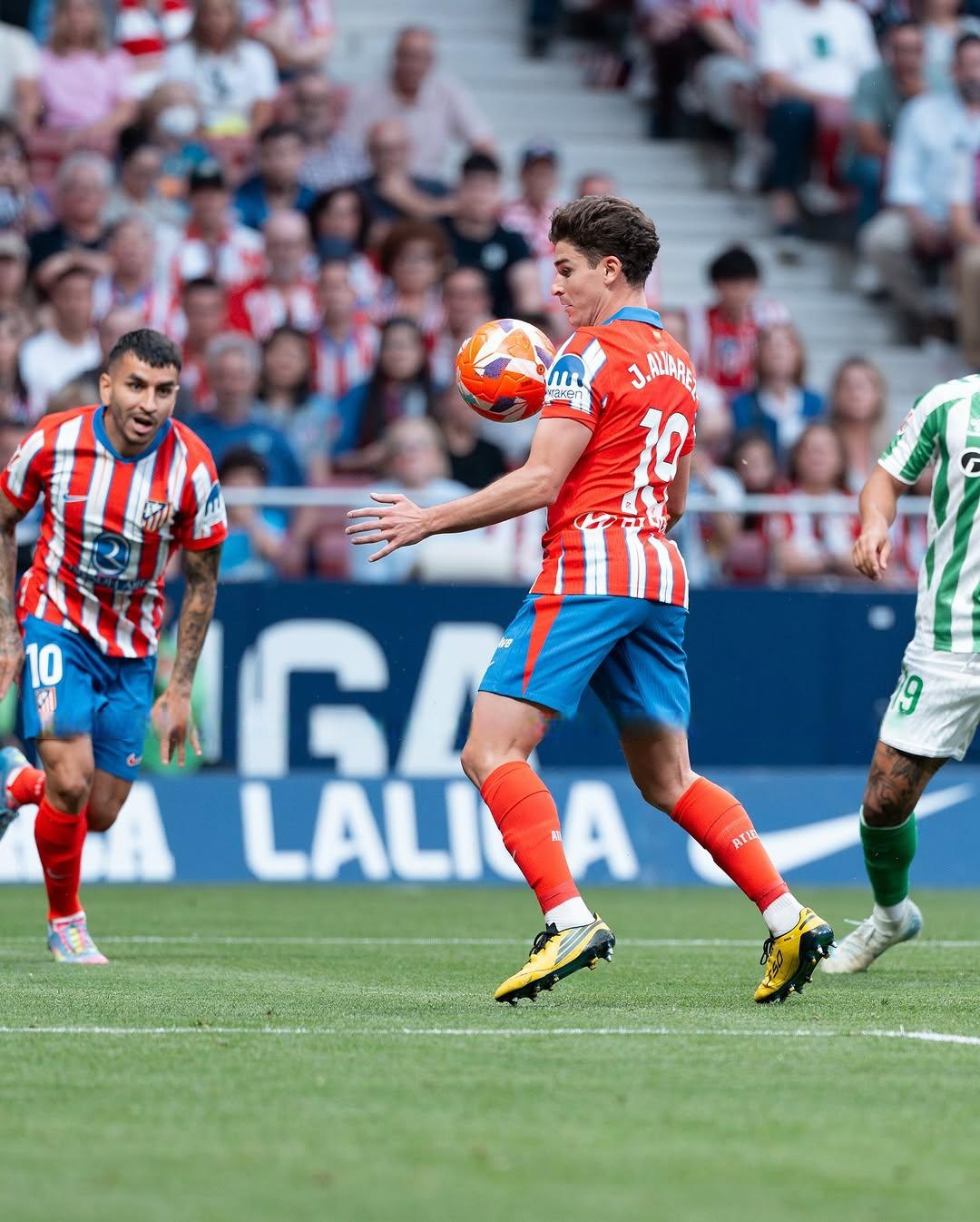 马赛完胜西班牙，阿尔瓦雷斯高光表现