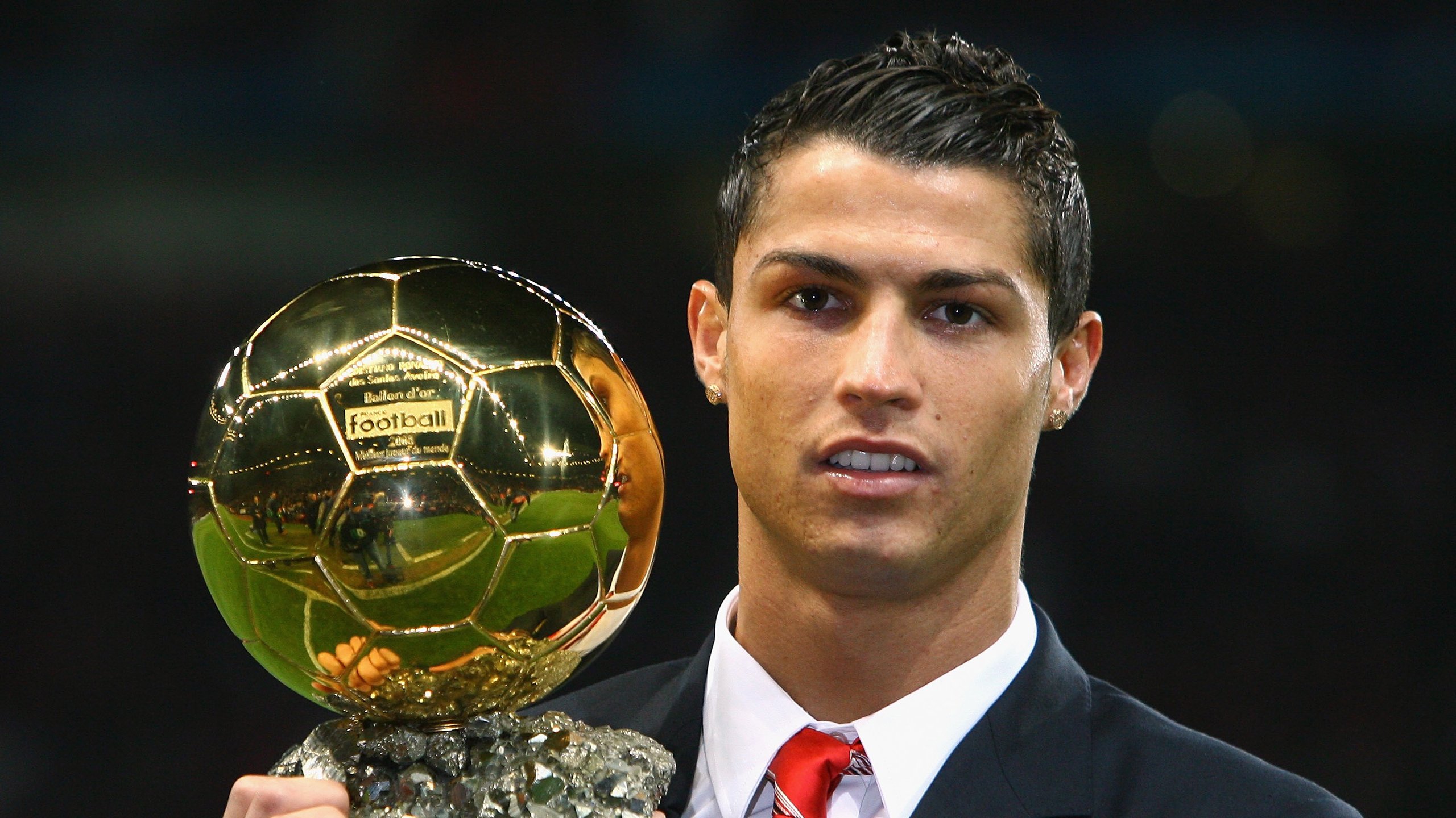 拜仁对阵AC米兰,久保建英,大场面先生降临安联