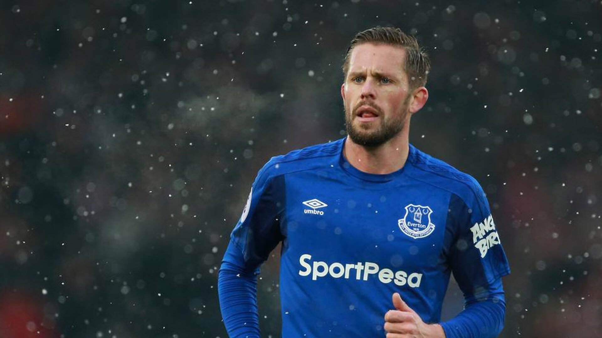 活塞强行终结公牛,欧文在欧冠半决赛接管比赛,竞技场上的终结者美学